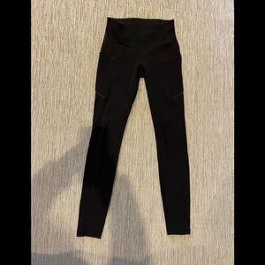 Lulu lemon leggings with side pockets